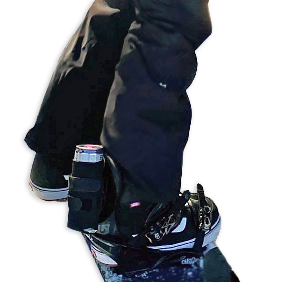 The Original Beer Binding — Ski & Snowboard Beer Can Holder