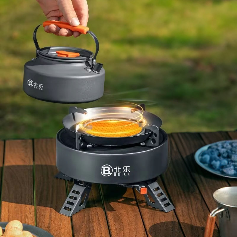 New Explorer 4000W infrared camping stove: portable, windproof, with electronic ignition for outdoor cooking.